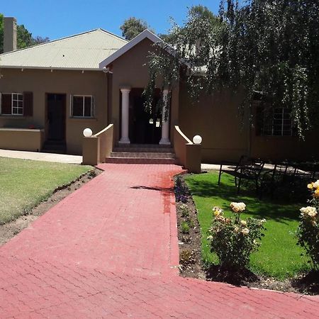 Beverly Corner Lodge Matatiele Экстерьер фото