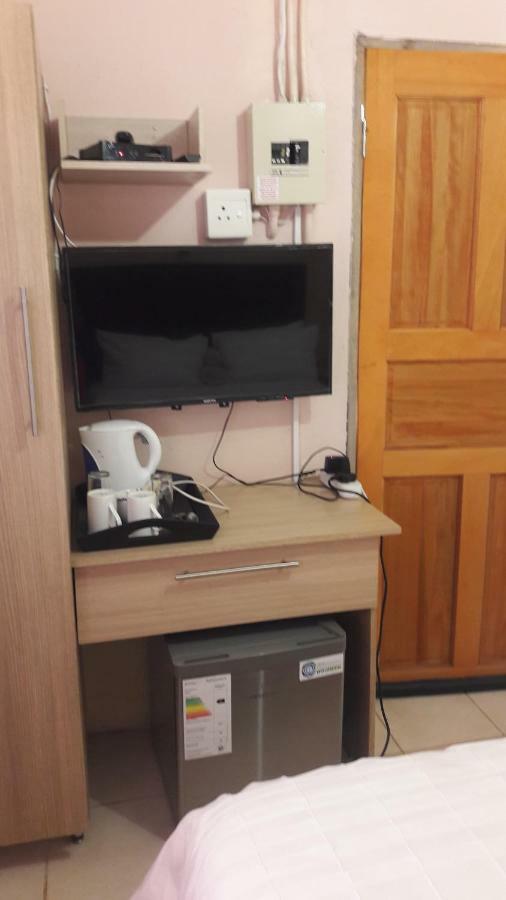 Beverly Corner Lodge Matatiele Экстерьер фото